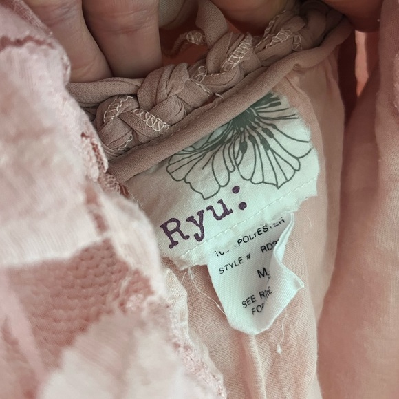 Pink Lace Ryu Dress Size Medium - Picture 5 of 7